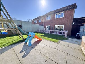 Rear External- click for photo gallery